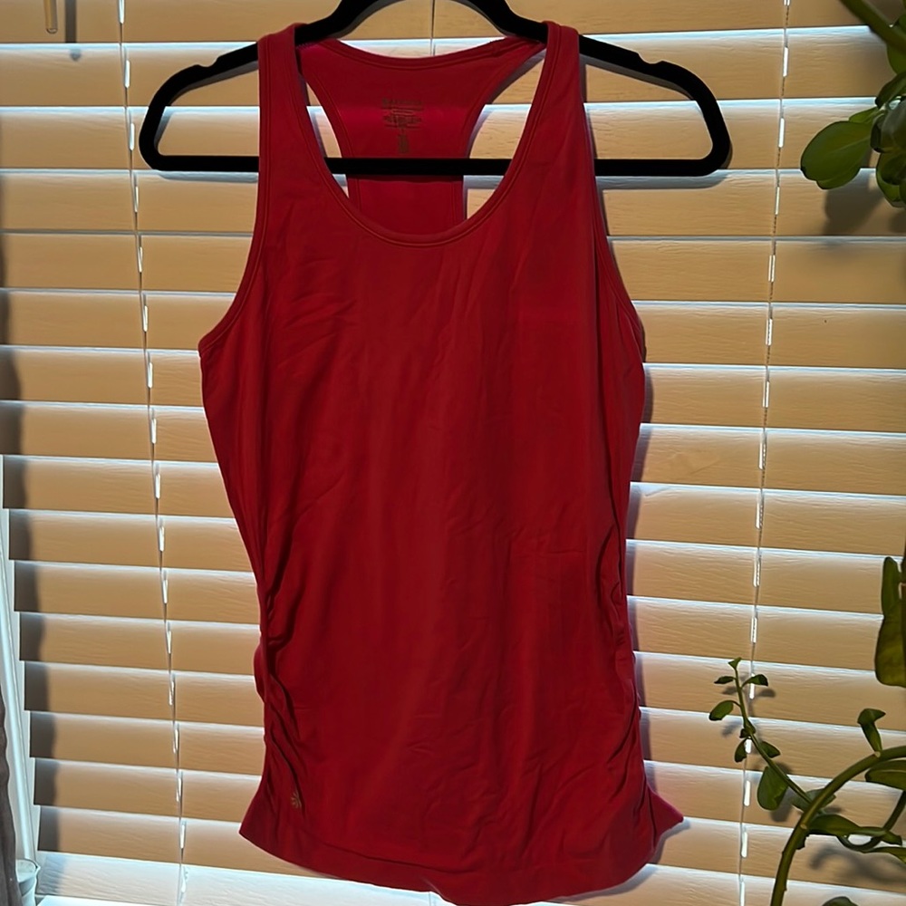 Athleta Speedlight racer tank with runched sides.